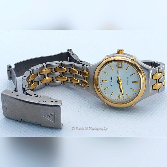 FOSSIL watch - Picture 8 of 16